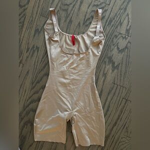 Spanx OnCore Open-Bust Mid-Thigh Beige Shapewear Shorts Bodysuit - Small